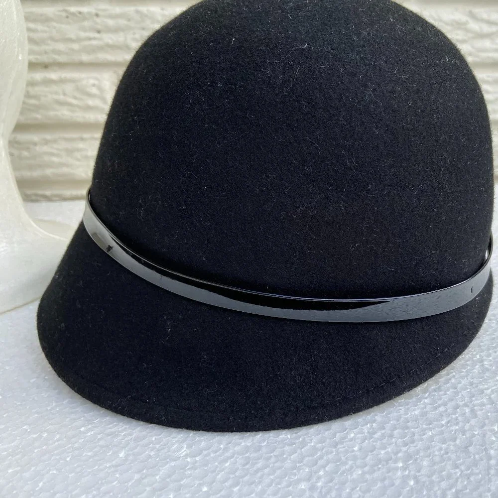 Soprattutto Wool Cloche Hat Dolly Made in Italy 22.5